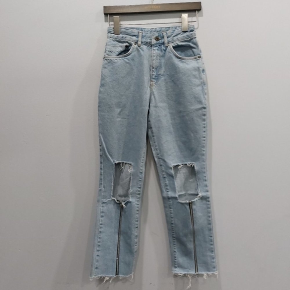 The Ragged Priest Distressed Ripped Straight Leg Jeans Size 26